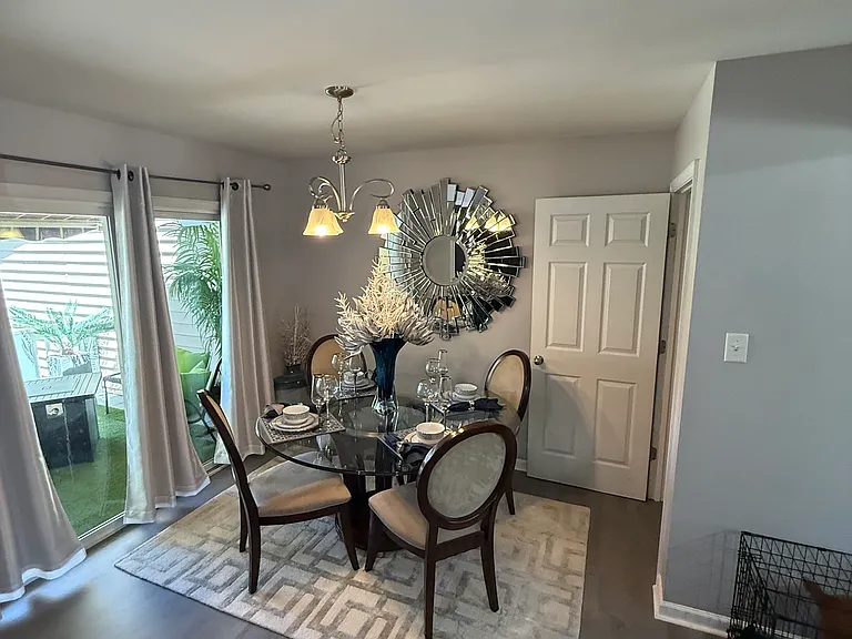 270 Countryshire Dr — Photo 4
