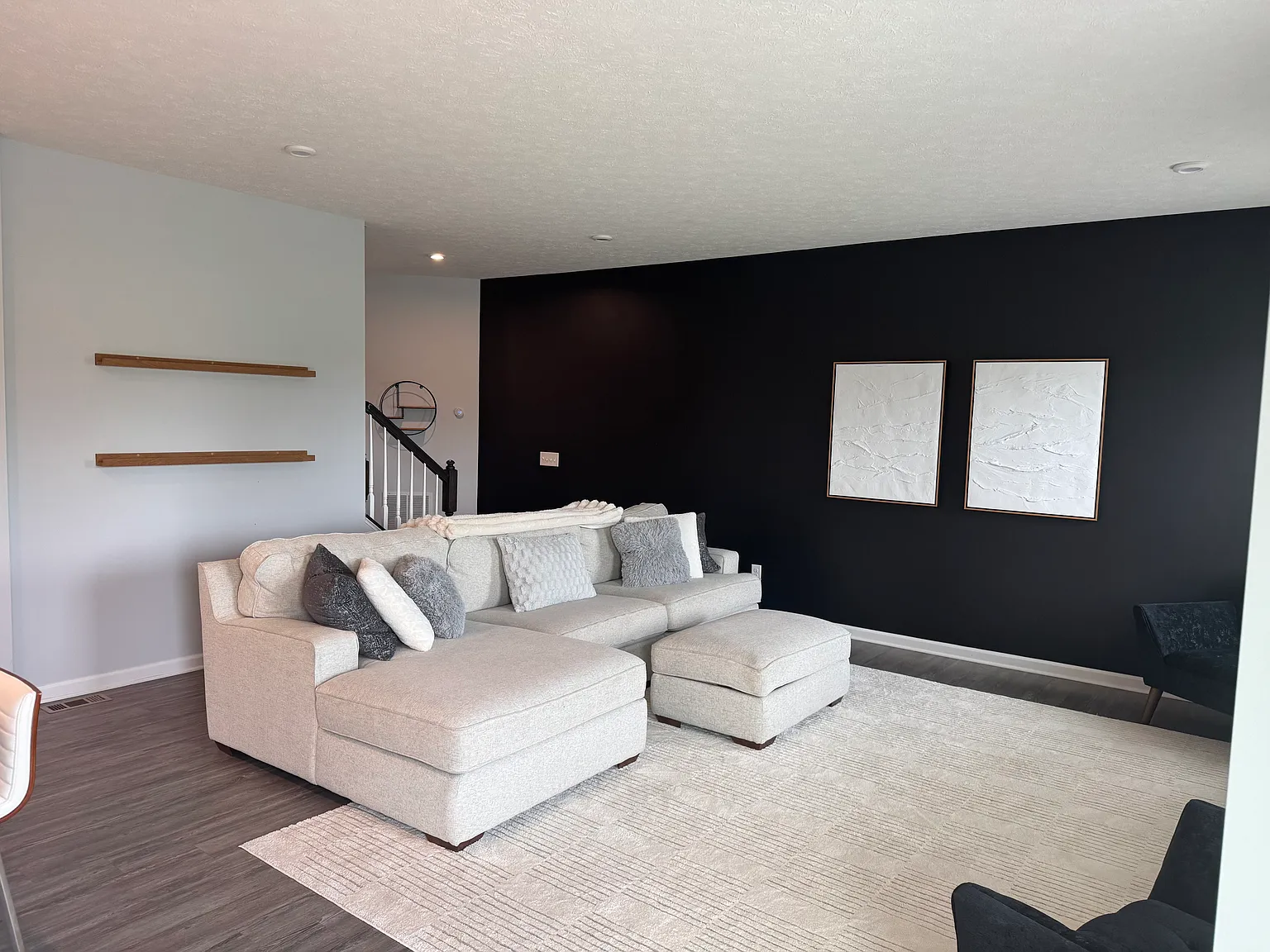 3 bed, 2.5 bath, 1824 sqft, $2,700 — Photo 3