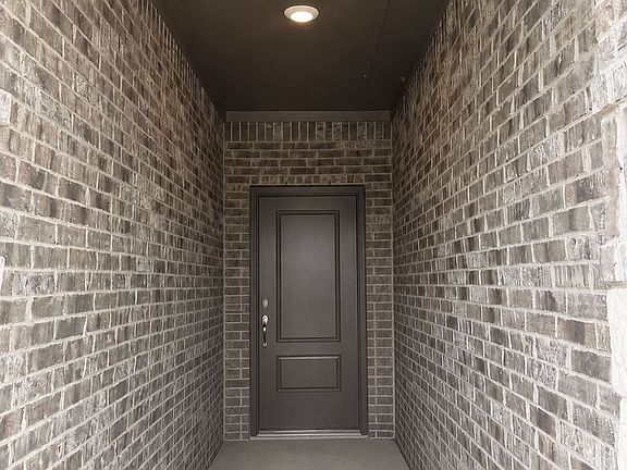 2nd image of 1306 Blossom Court Dr