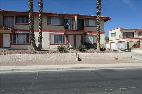 1085 Chaparral Dr #3 Photo 1