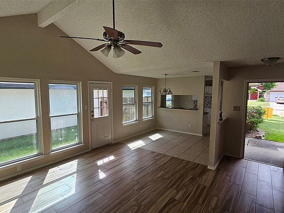 2nd image of 3114 Clear Wing St