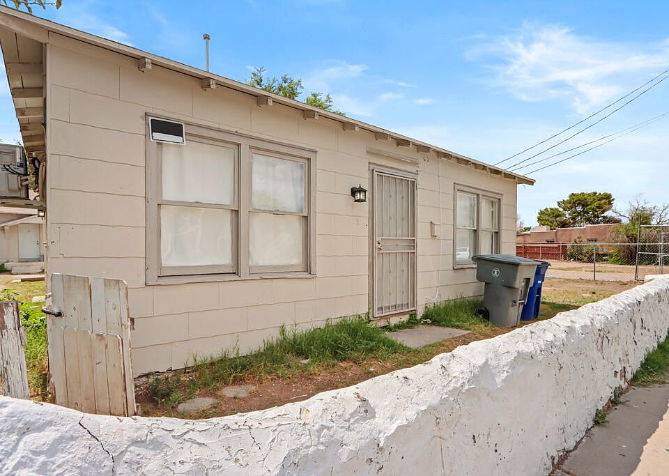 1st image of 103 N Seville Dr