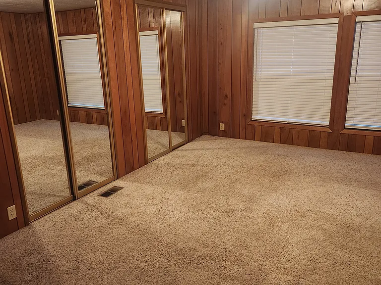 18954 River Woods Dr — Photo 13