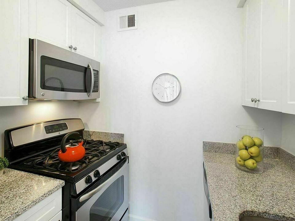1st image of 101 W 90th St APT 12J