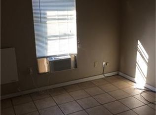 144 S 18th St, West Columbia, TX 77486