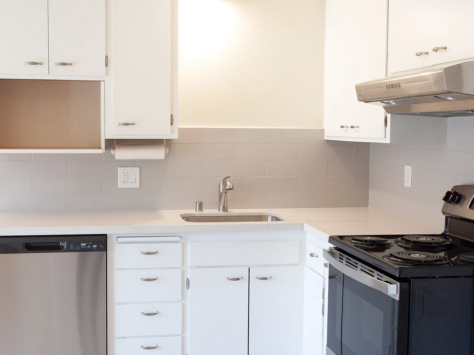 1 bed, 650 sqft, $3,795 — Photo 2