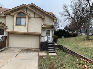 301 E 17th Ave, Bellevue, NE 68005