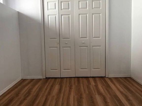 4th image of 21 Windmill Ct