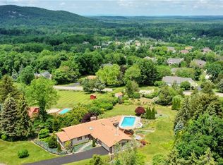 25 Ladue Rd, Hopewell Junction, NY 12533