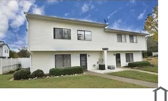 1460 Pine Log Rd NE #D — Photo 1