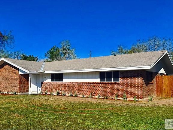 4th image of 1245 Poplar Dr