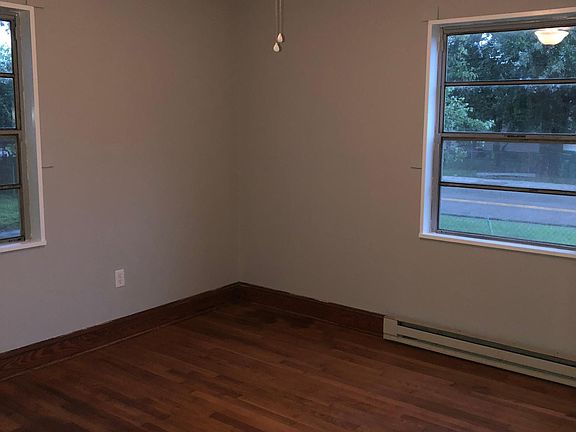 5th image of 130 Slagle Ave
