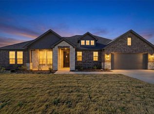 185 Brandywine Trl, Rhome, TX 76078