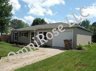 2949 Streamside Dr, Columbus, IN 47203