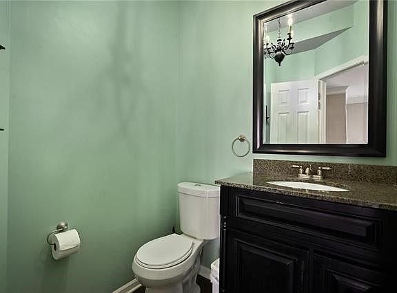 4th image of 9217 N Laurel Ave