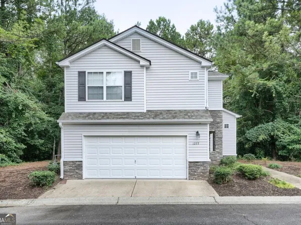 1277 W Oaks Way, Woodstock, GA 30188