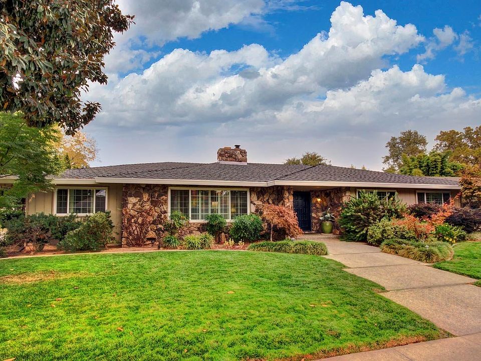 1st image of 3001 Latham Dr