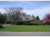 208 Beech St photo 1