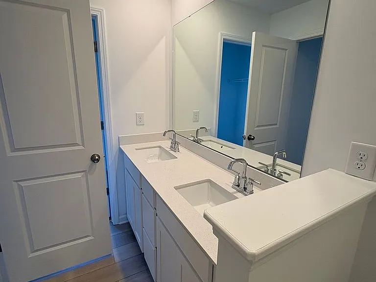 19 Napier Ct — Photo 13