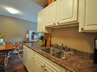 1916 McCallum Rd #1-BEDROOM, Abbotsford, BC V2S3M8