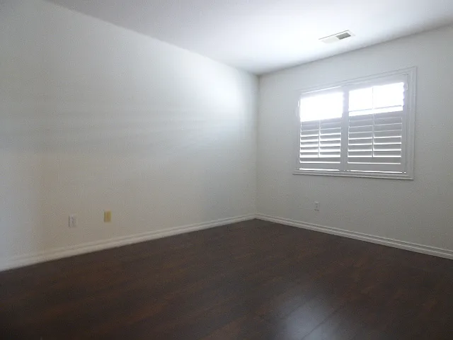 1237 Aguirre Dr — Photo 9