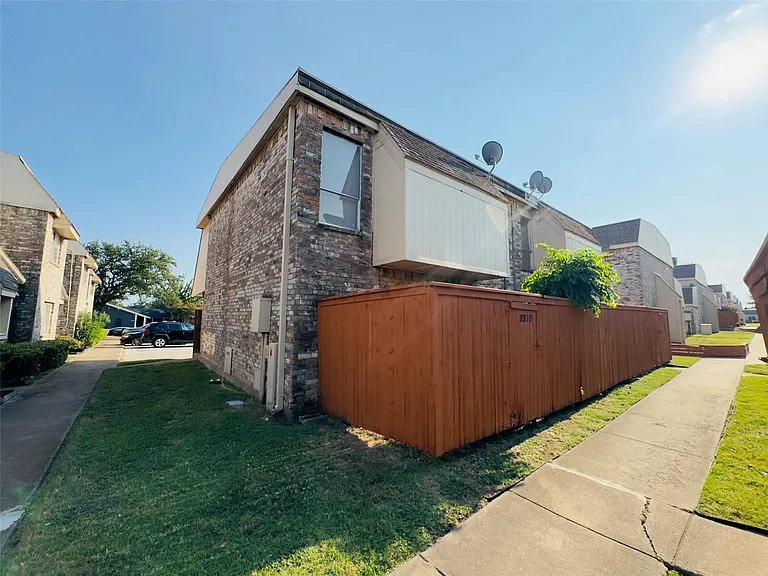 2315 Trellis Pl #2315 — Photo 4