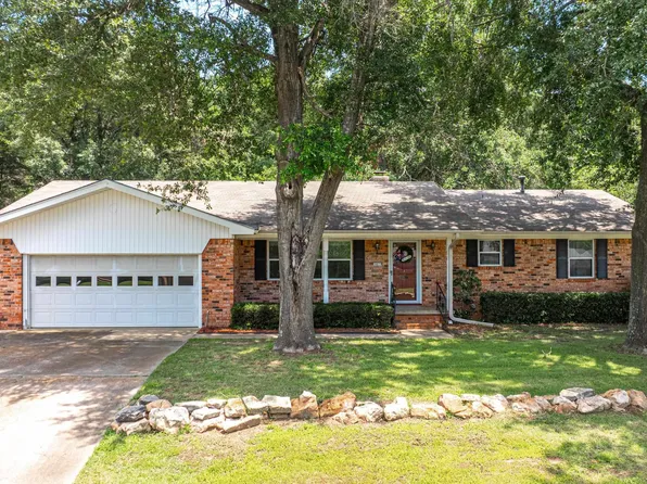 807 Circle Dr, Winnsboro, TX 75494