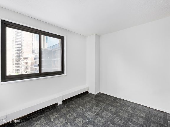 2nd image of 80 Gold St APT 5A