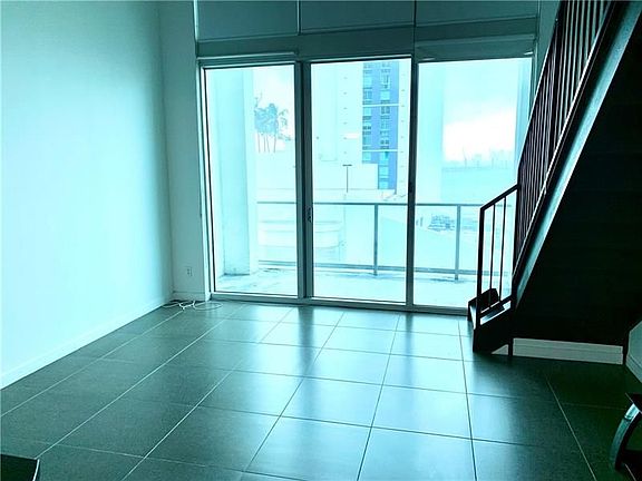 4th image of 300 S Biscayne Blvd APT 1024