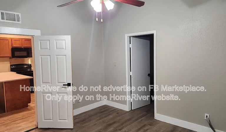 1506 E 18th Ave #1 — Photo 3