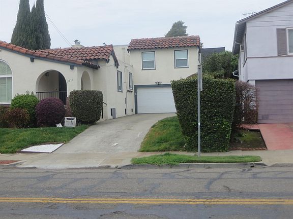 3rd image of 2971 55th Ave