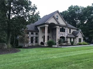 806 E Birch Ave, Pen Argyl, PA 18072