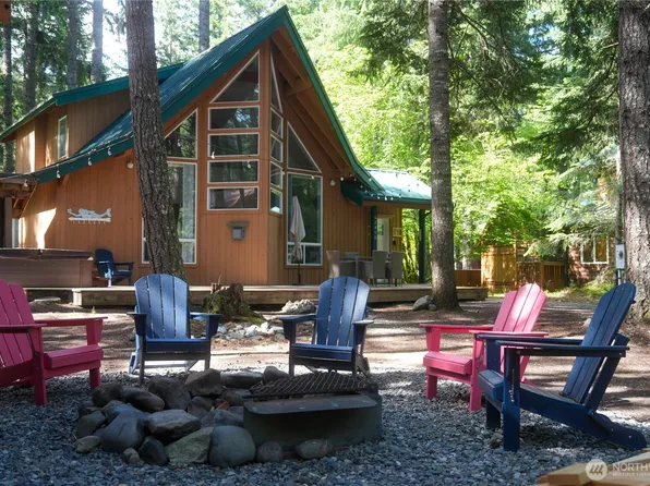 62406 Corral Way E, Greenwater, WA 98022