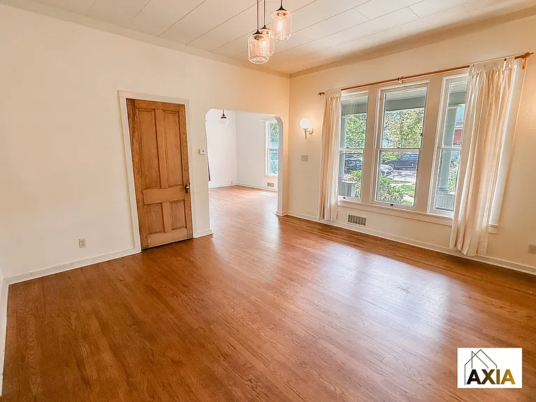 403 Maxwell Ave #1 — Photo 5
