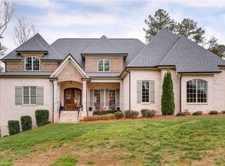 5692 Snow Hill Dr, Summerfield, NC 27358