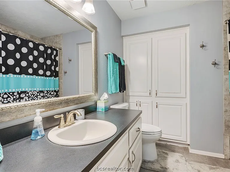1902 Dartmouth St #Q4 — Photo 12