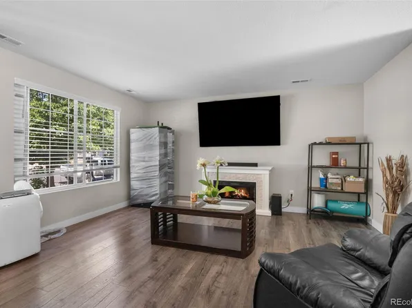 11656 Oakland Drive, Commerce City, CO 80640