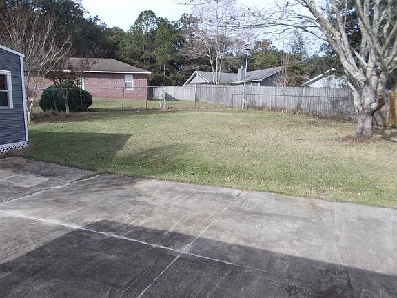 4th image of 8605 Kingfisher Ln
