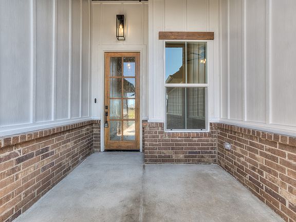 2nd image of 4808 Bermuda Dr