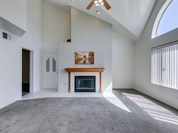 5th image of 701 Capri Dr Unit 4C