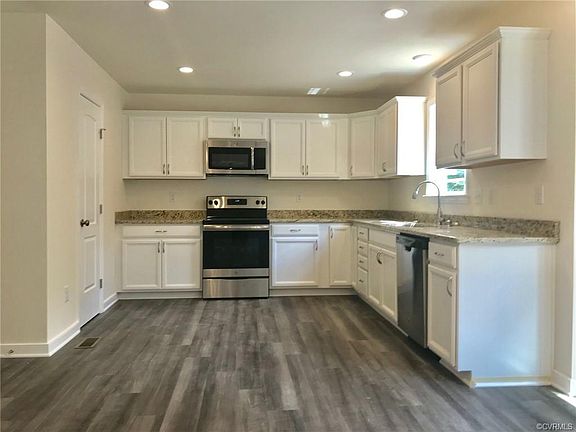 4th image of 5960 Autumnleaf Dr