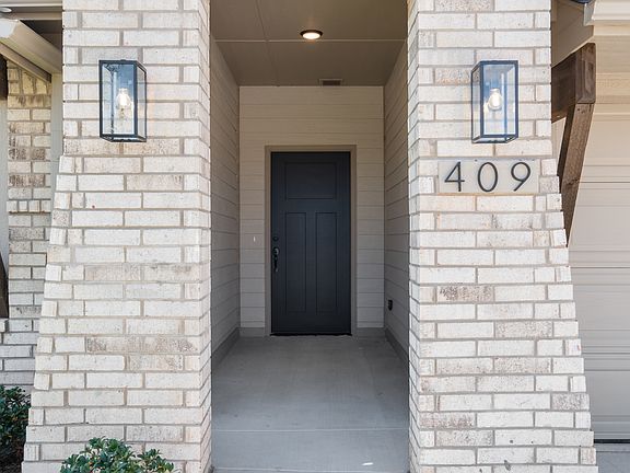 2nd image of 409 Nest Dr