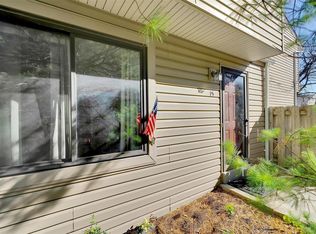 15 Megans Ct, O'Fallon, MO 63366