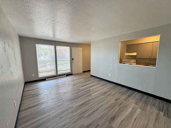 2nd image of 2237 E Boulder St APT 6