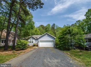 8 Hemlock Ln, Ocean Pines, MD 21811