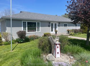 1752 County Road 3 Rd, Prince Edward County, ON K0K1L0