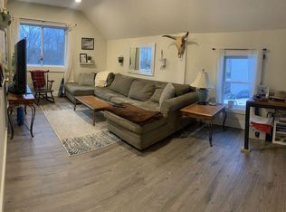 200 Main St #B, Freeport, ME 04032