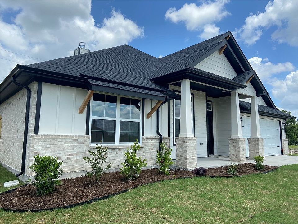 1st image of 431 Palmer View Dr