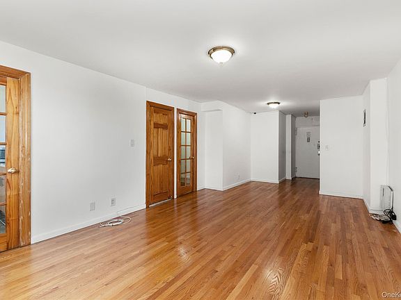 4th image of 42-55 Colden Street #15J