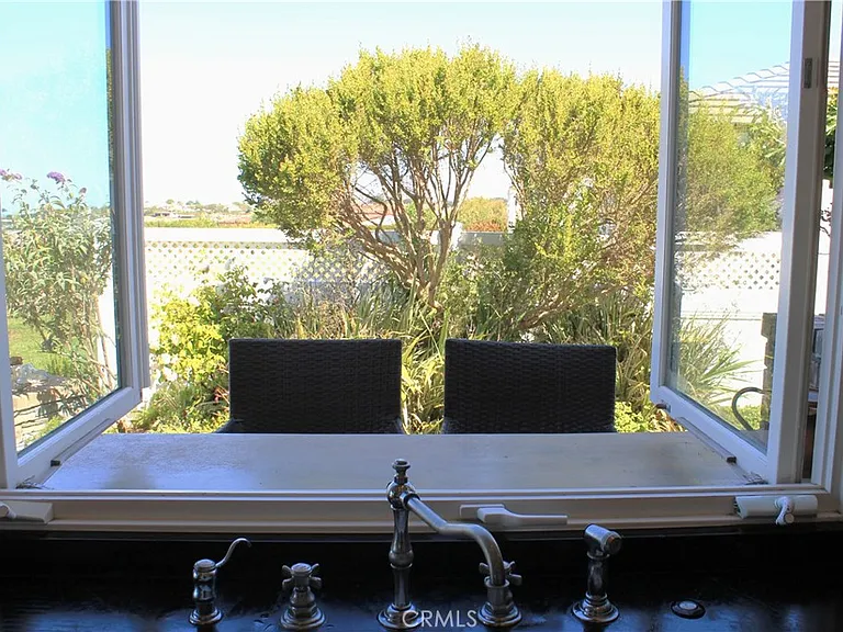 3601 Sausalito Dr — Photo 10